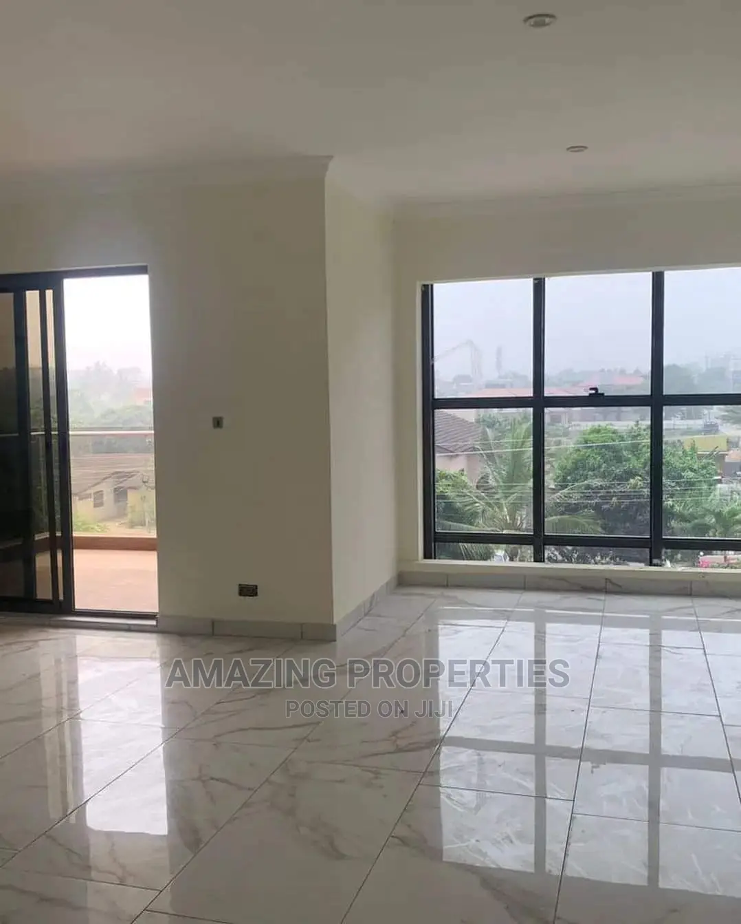4bdrm House in 5 Bedroom House For for rent