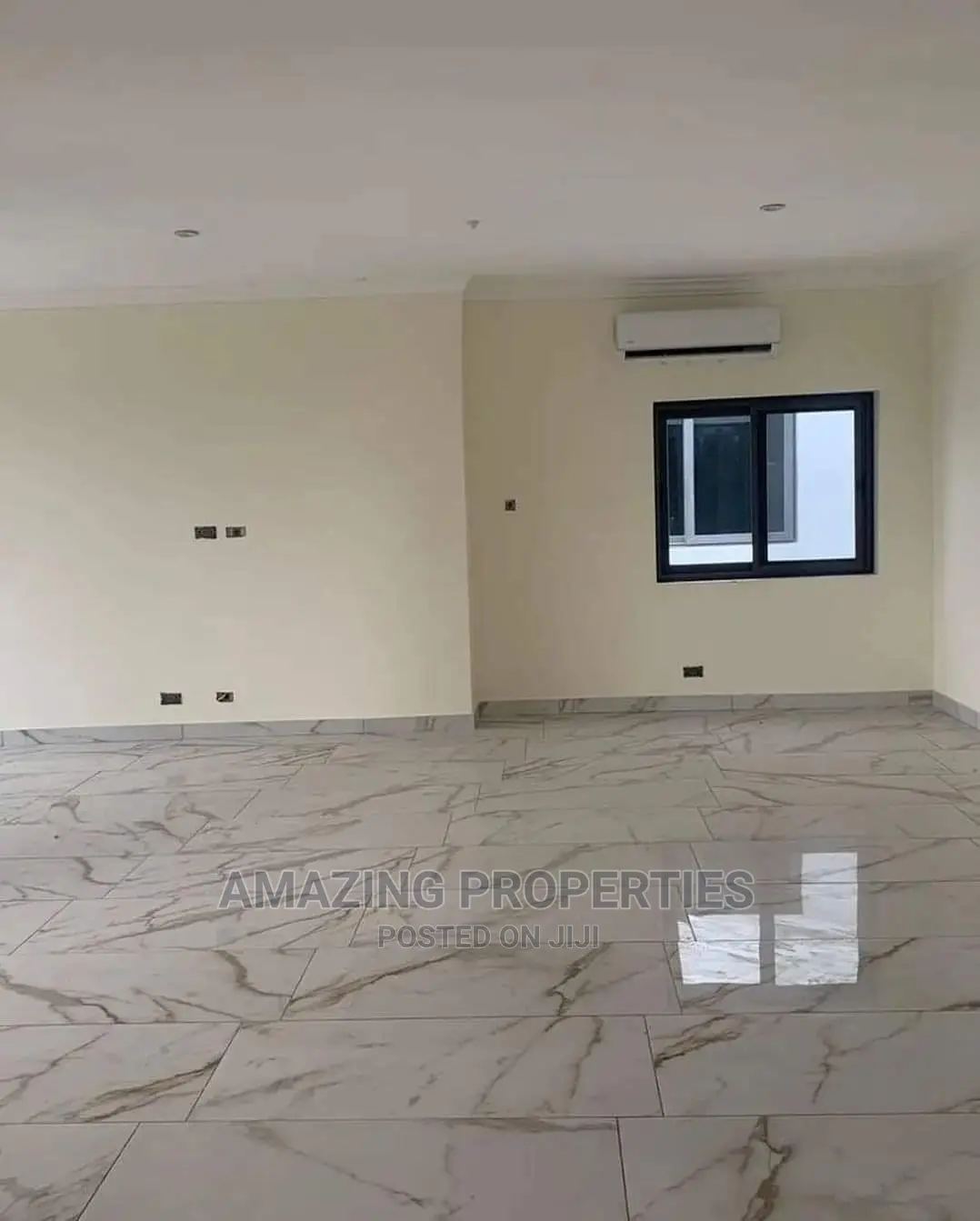 4bdrm House in 5 Bedroom House For for rent