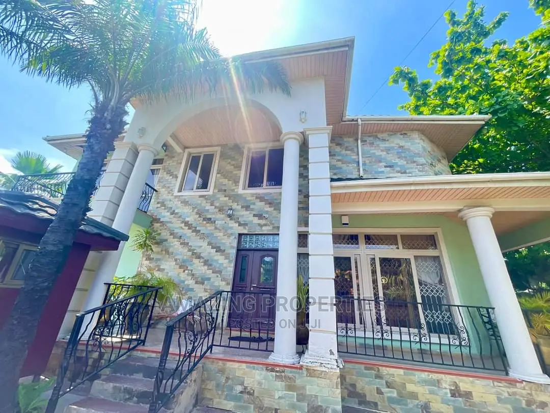 Furnished 4bdrm House in Fully Furnished 4 for rent
