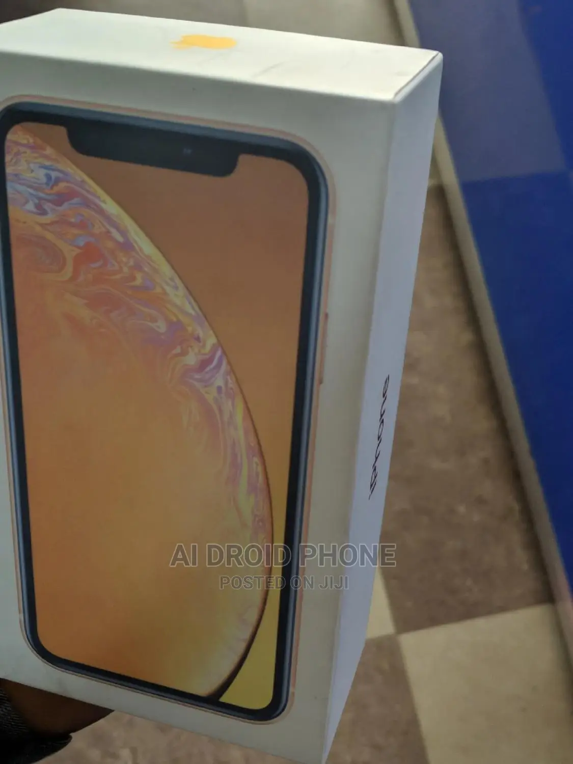 New Apple iPhone XR 128 GB Yellow