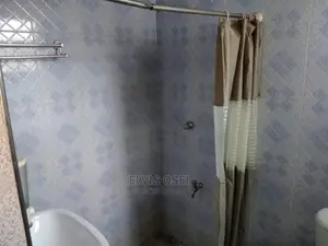 1bdrm Apartment in Osei Kwame Area, Sakaman for rent