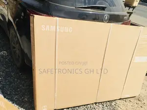 New Samsung 75 Inches Glossy LED UHD Crystal Tv