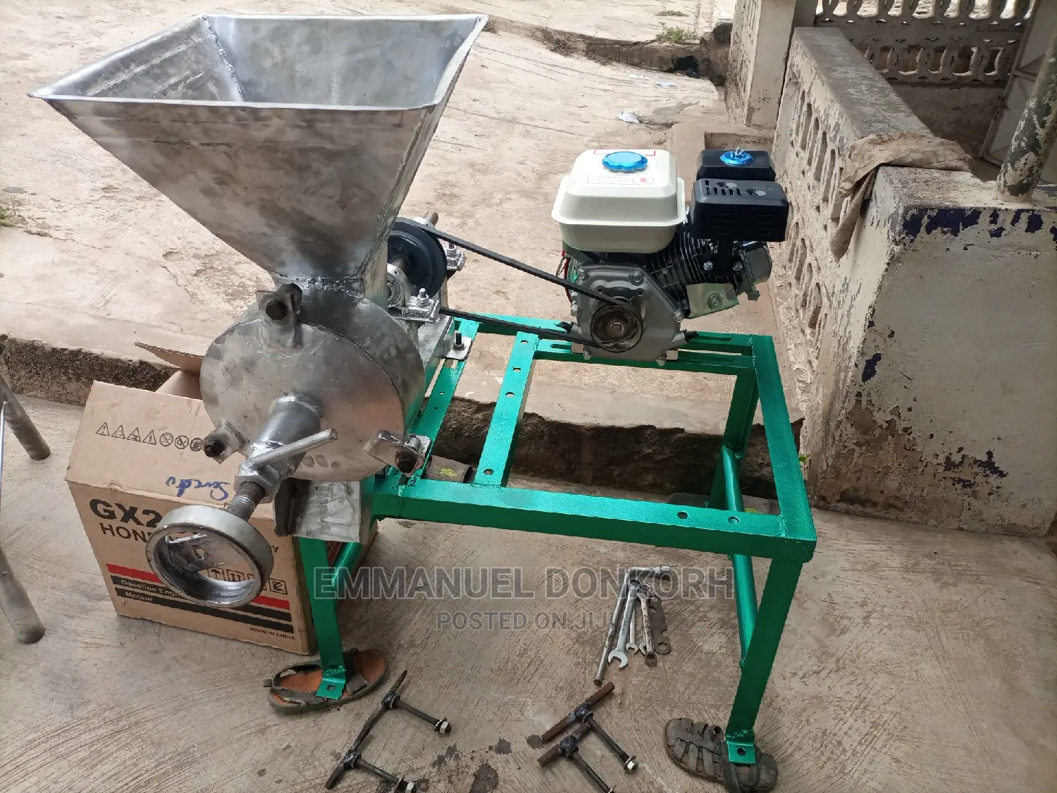 Coconut Grinder Petrol Type