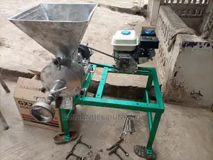 Coconut Grinder Petrol Type