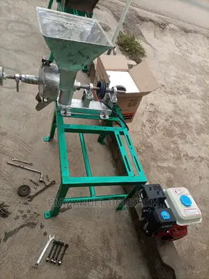 Coconut Grinder Petrol Type