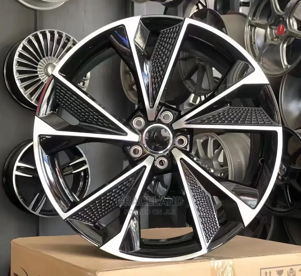 This Is Original 4 Set of Audi Rims,Alloy Rims 18 Inches