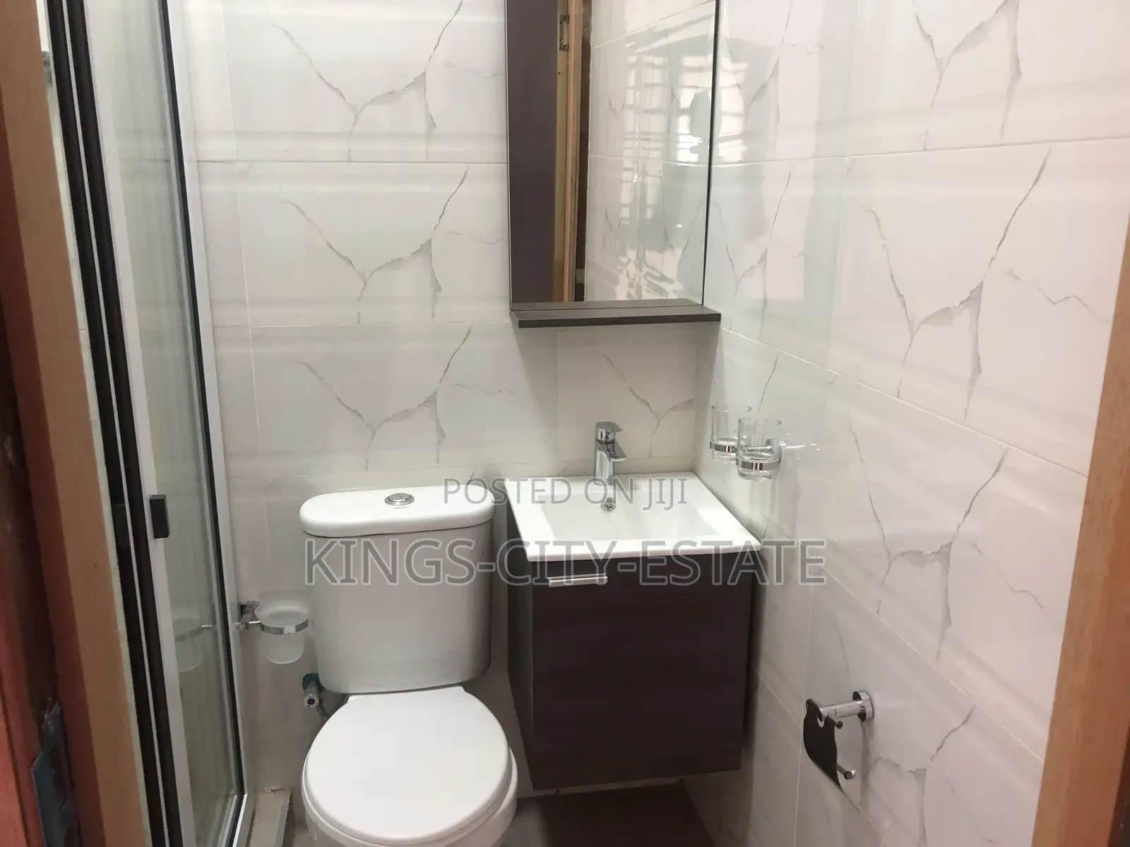 4bdrm Townhouse / Terrace in Kingsby-Area, Achimota for rent