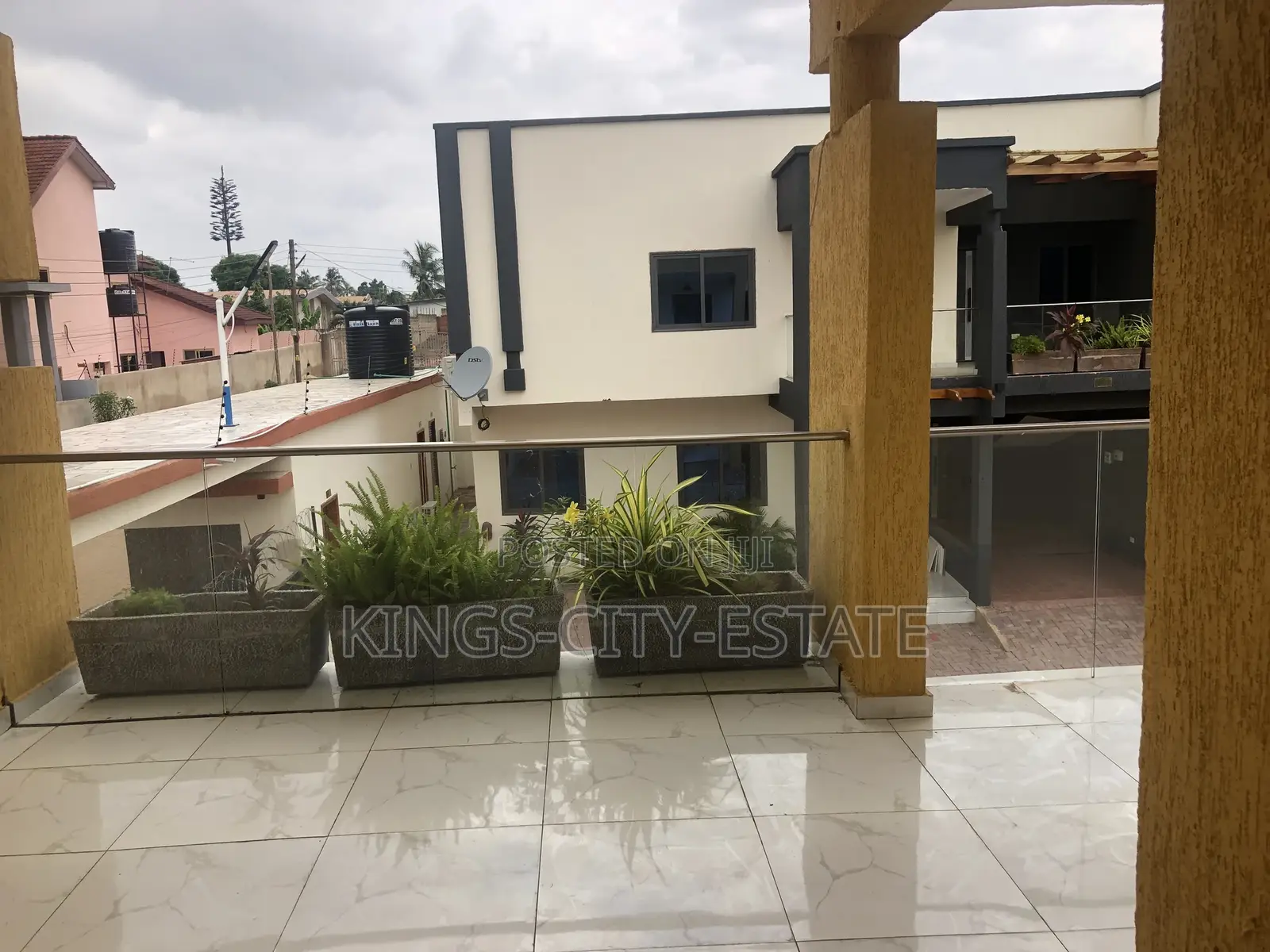 4bdrm House in Petroleum, Achimota for sale