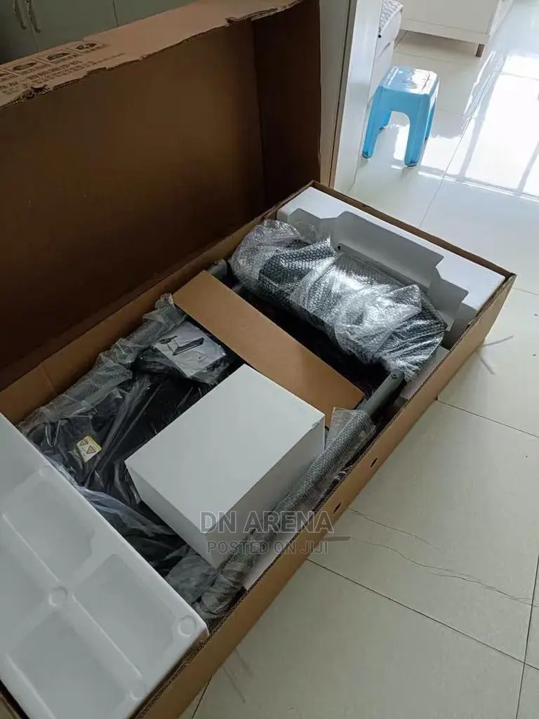 Brand New Treadmill Kemilng M7