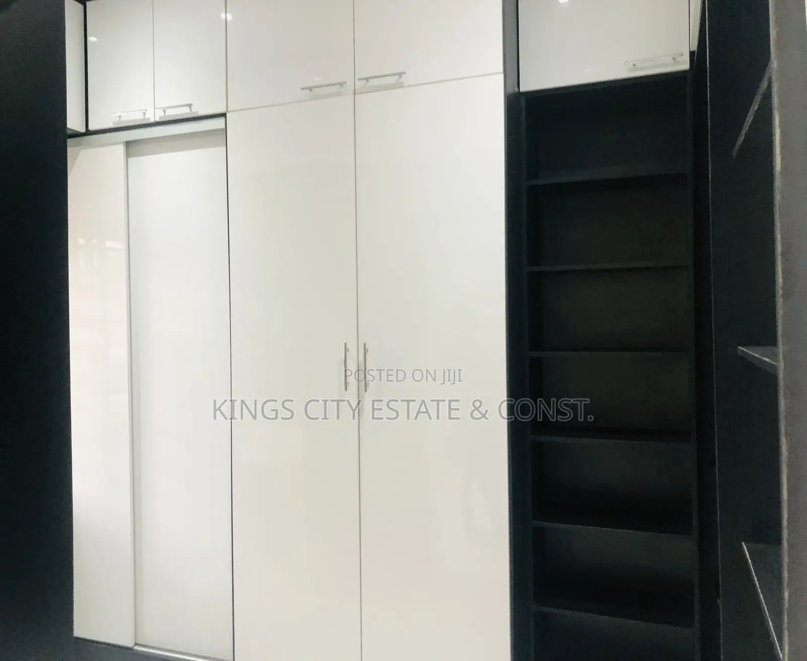 4bdrm Townhouse/Terrace in Mile-7, Achimota for sale