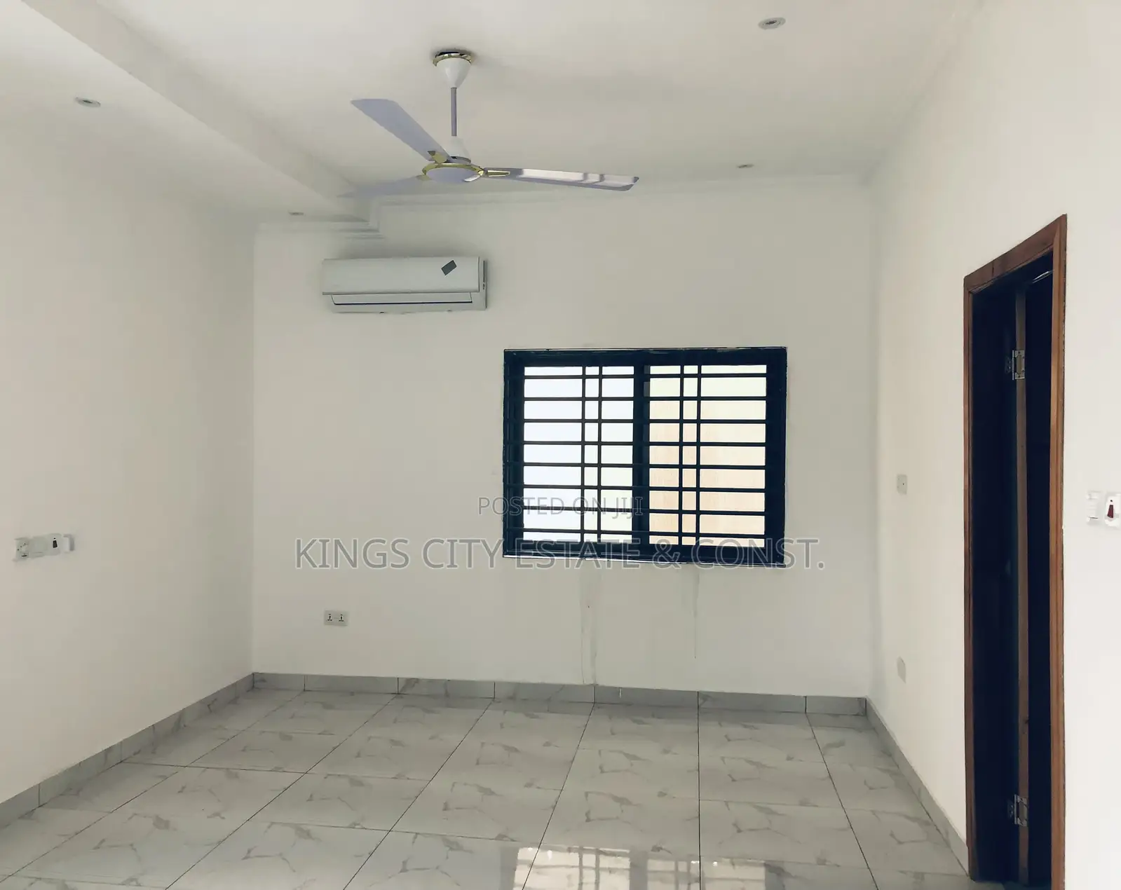 4bdrm Townhouse/Terrace in Mile-7, Achimota for sale