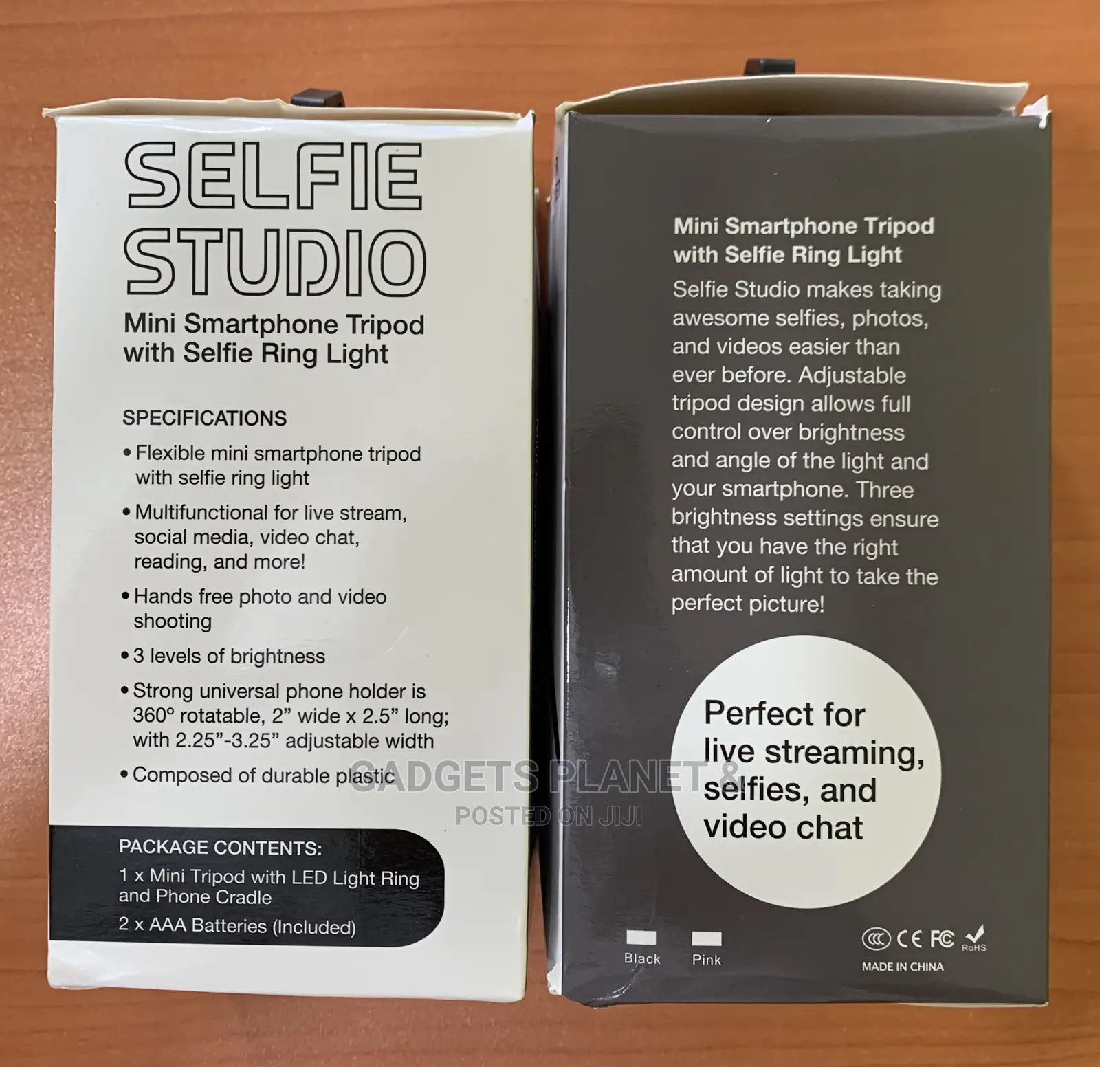 Mini Smartphone Selfie Studio With Tripod Stand and Lamp