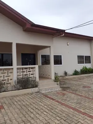 Four Bedroom HSE for Rent at Adenta Barrier.