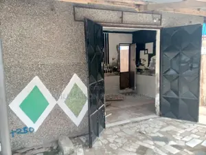 Busy Business Shop/Office Space/Store/Warehous 4rent,Spintex