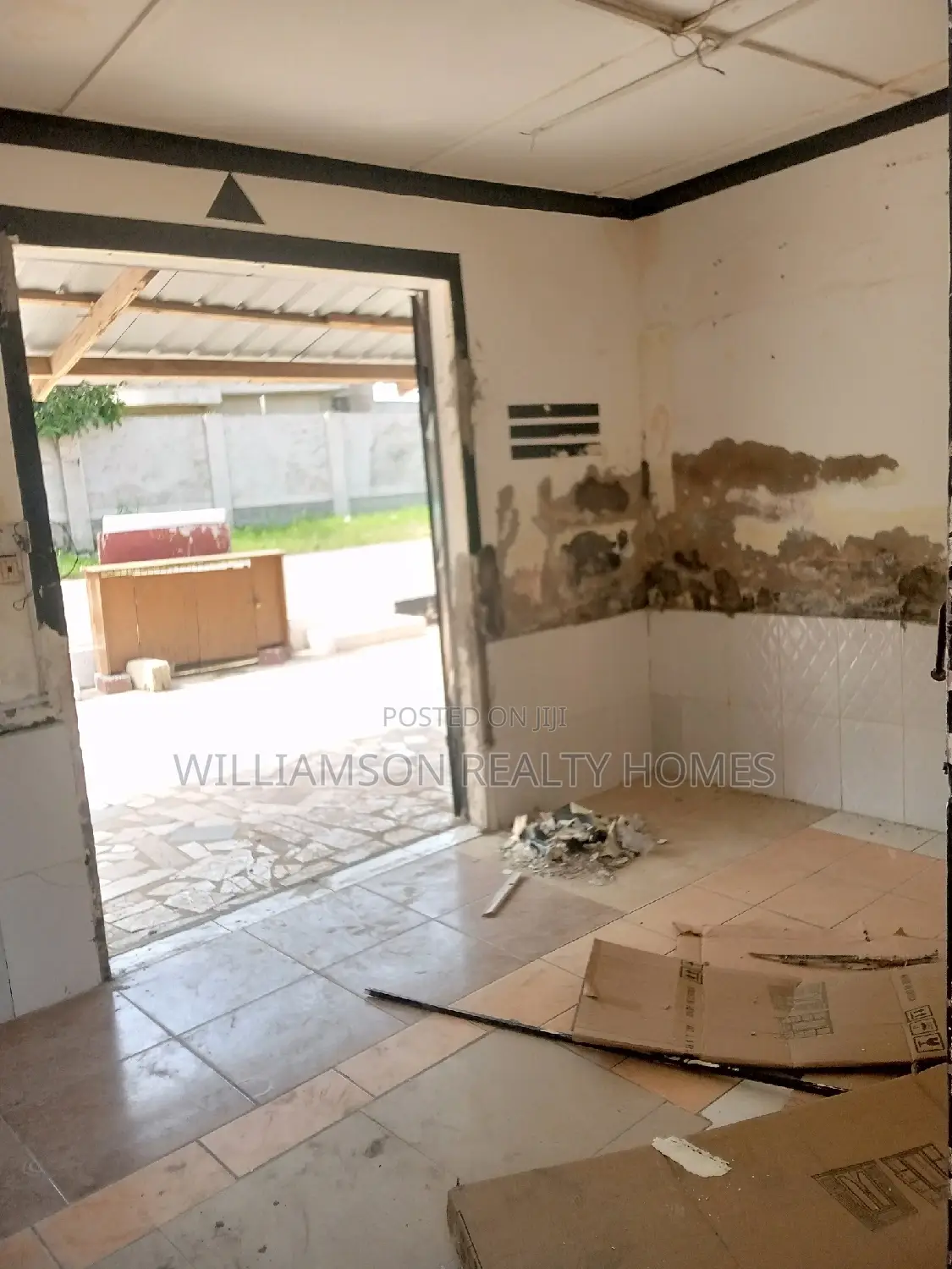 Busy Business Shop/Office Space/Store/Warehous 4rent,Spintex