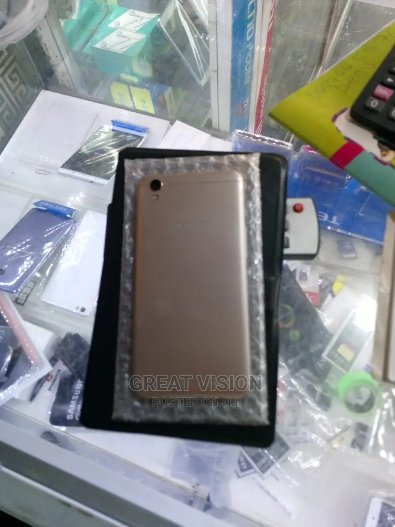 Oppo A37 16 GB Gold