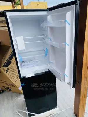 Extremely Cooling 140ltr Rainbow Fridge(Rf-200b)