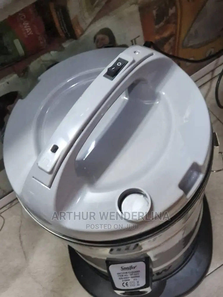 1400W 21L Dry Vacuum Cleaner Large Capacity SF-2211