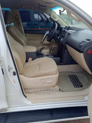 Car Rentals Service in Ghana . Hire a Car . Hire a Prado.
