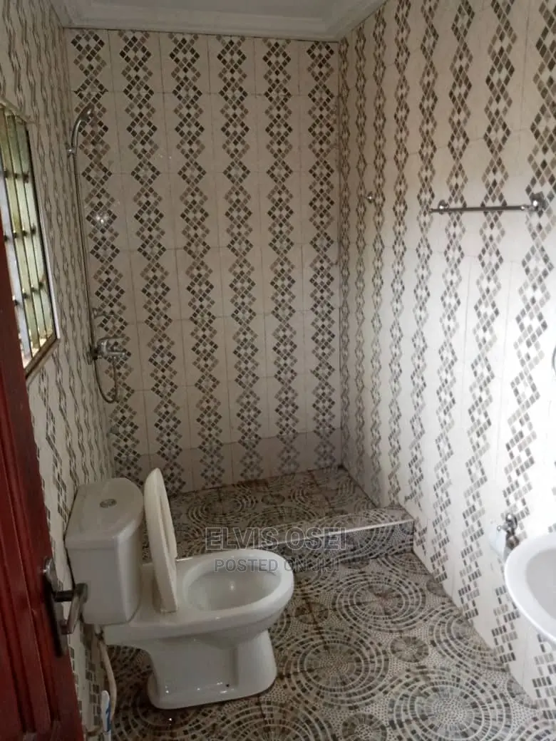 1bdrm Apartment in Scc Inside, Weija for rent