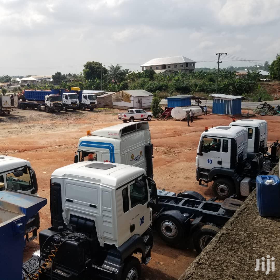 Tipper and Flatbed Trucks for Rent