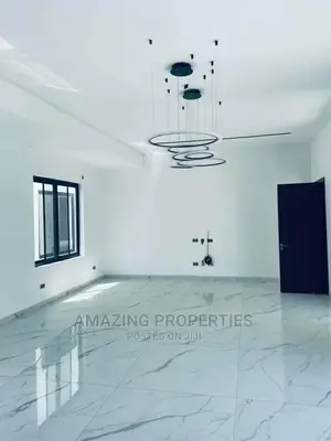 4bdrm House in 4Bedrooms House With for sale