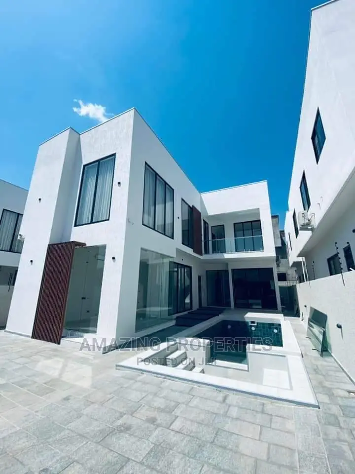 4bdrm House in 4Bedrooms House With for sale
