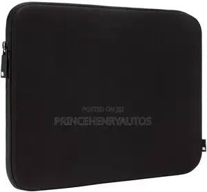 Incase Designs Classic Universal Sleeve for Laptops 15''-16'