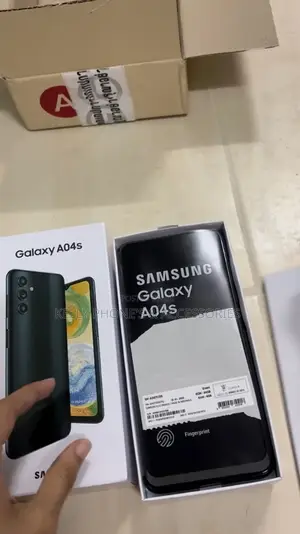 New Samsung Galaxy A04s 128 GB Black