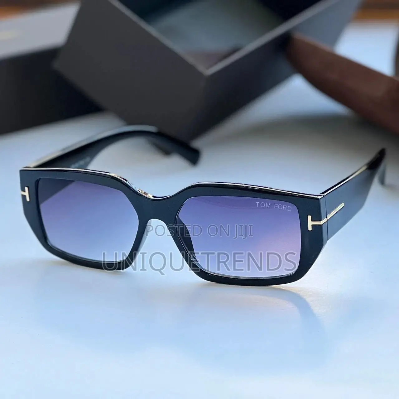 Luis Vuitton Sunglasses
