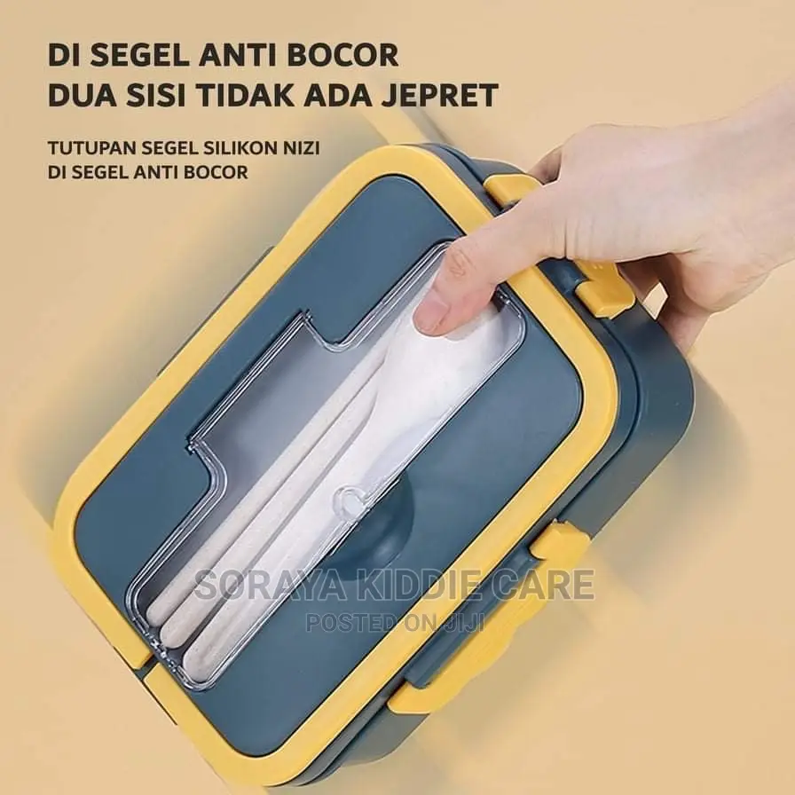 Lunch Box With Soup / Porridge Cup