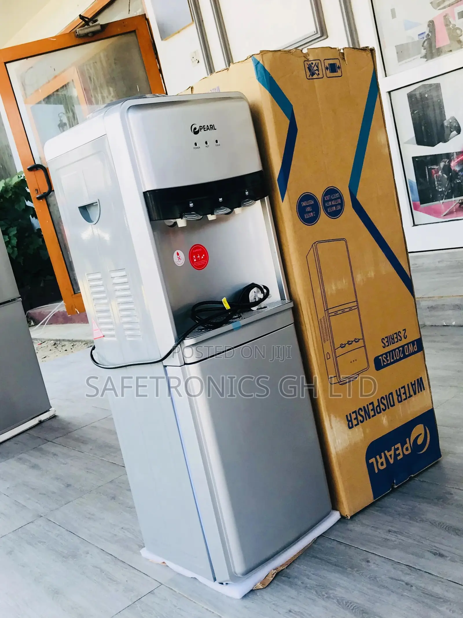 New in Box Pearl PWD-2017 Hot/Cold Water Dispenser