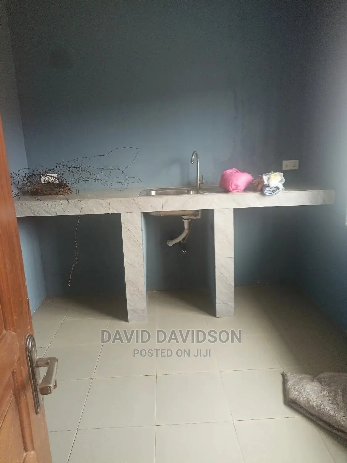 2bdrm Apartment in Executive Large 2, Tema Metropolitan for rent