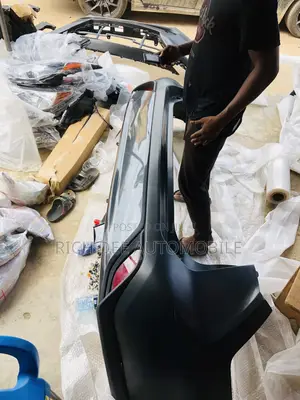 Highlander 2022 Back Bumper Complete