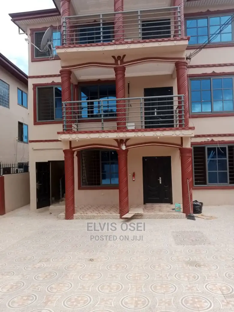 3bdrm Apartment in Around Westhill Mall, Weija for rent