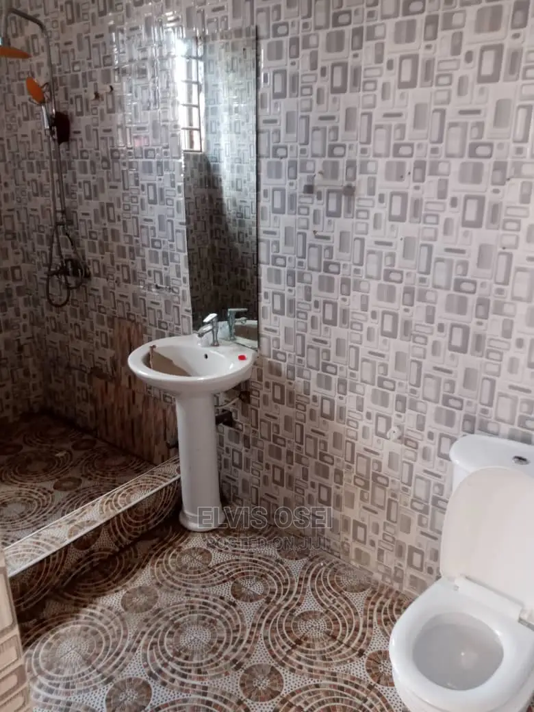 3bdrm Apartment in Around Westhill Mall, Weija for rent