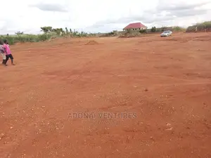 One Plot of Land for Sale in Sokoban Kwamonma