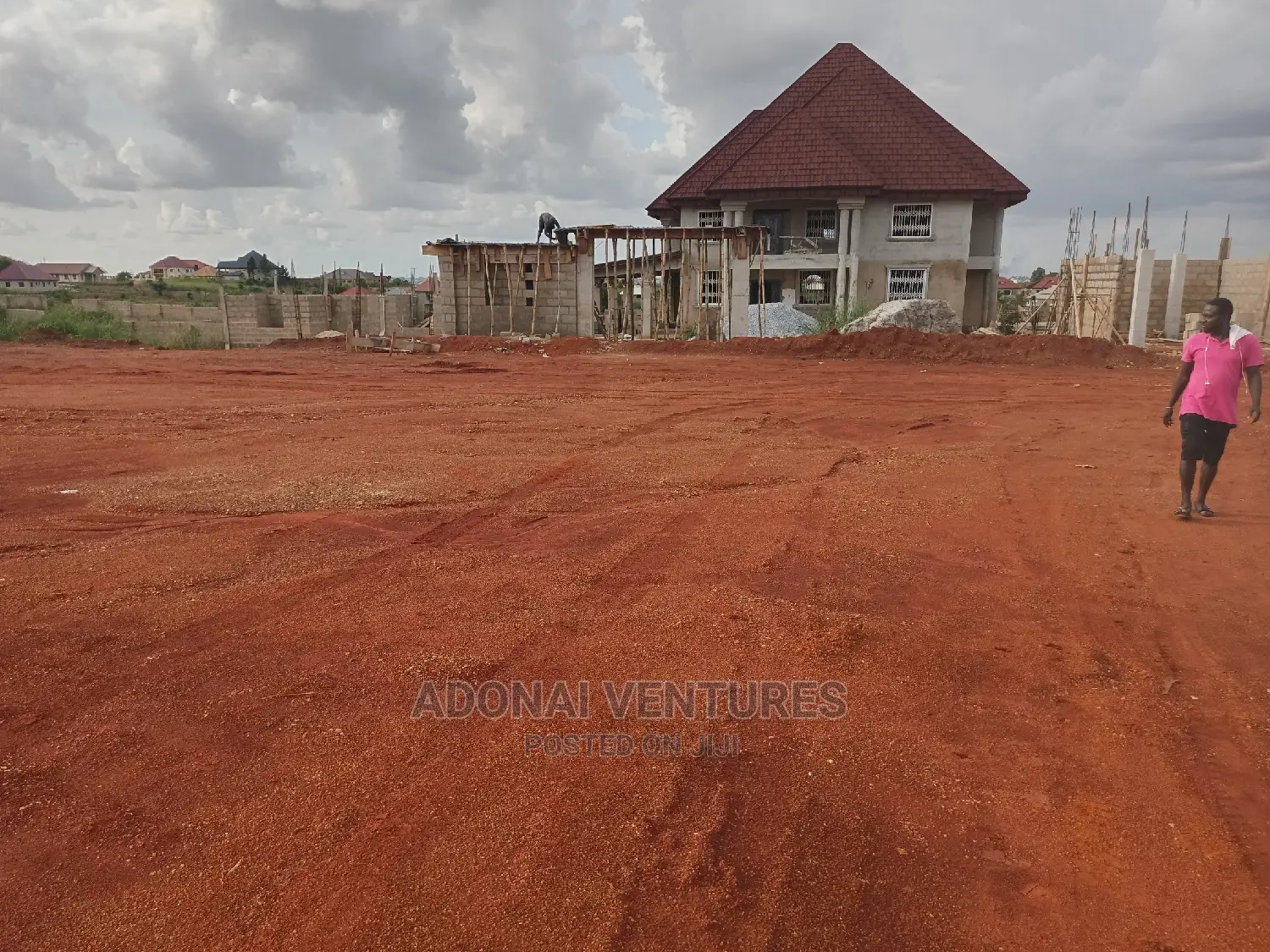 One Plot of Land for Sale in Sokoban Kwamonma