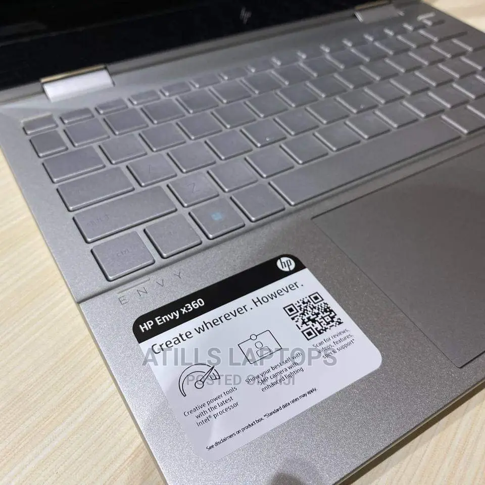 New Laptop HP Envy X360 15z 16GB Intel Core I7 SSD 512GB