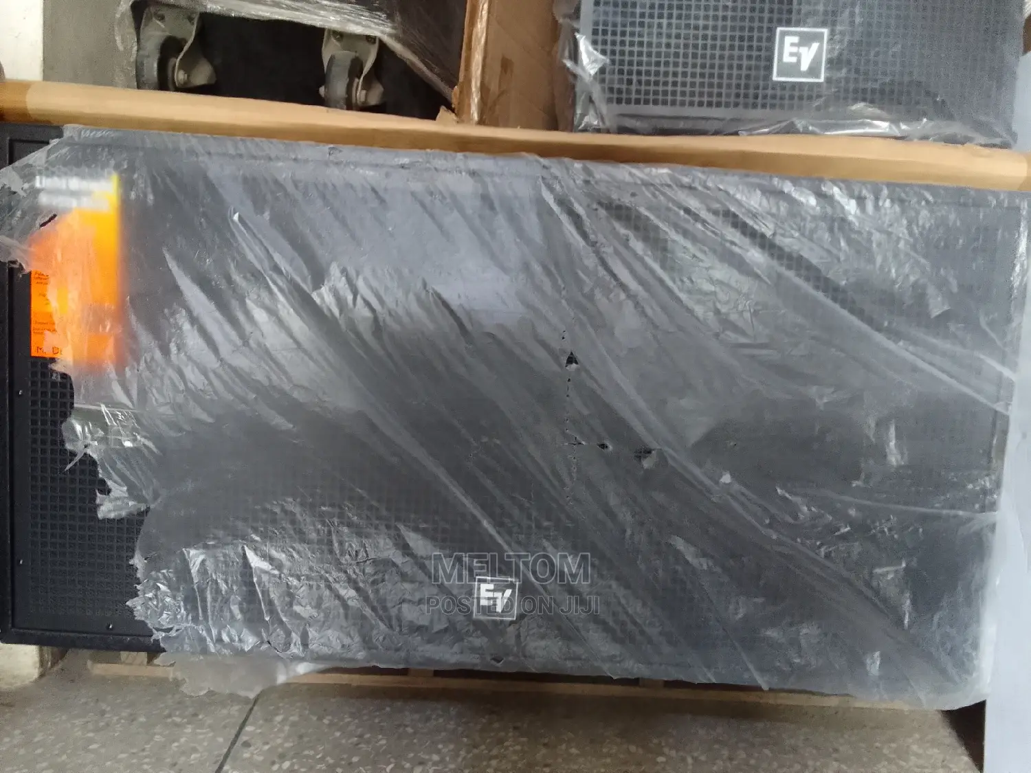 EV Double Bass Subwoofer