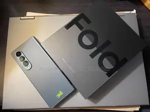 New Samsung Galaxy Z Fold4 512 GB Black