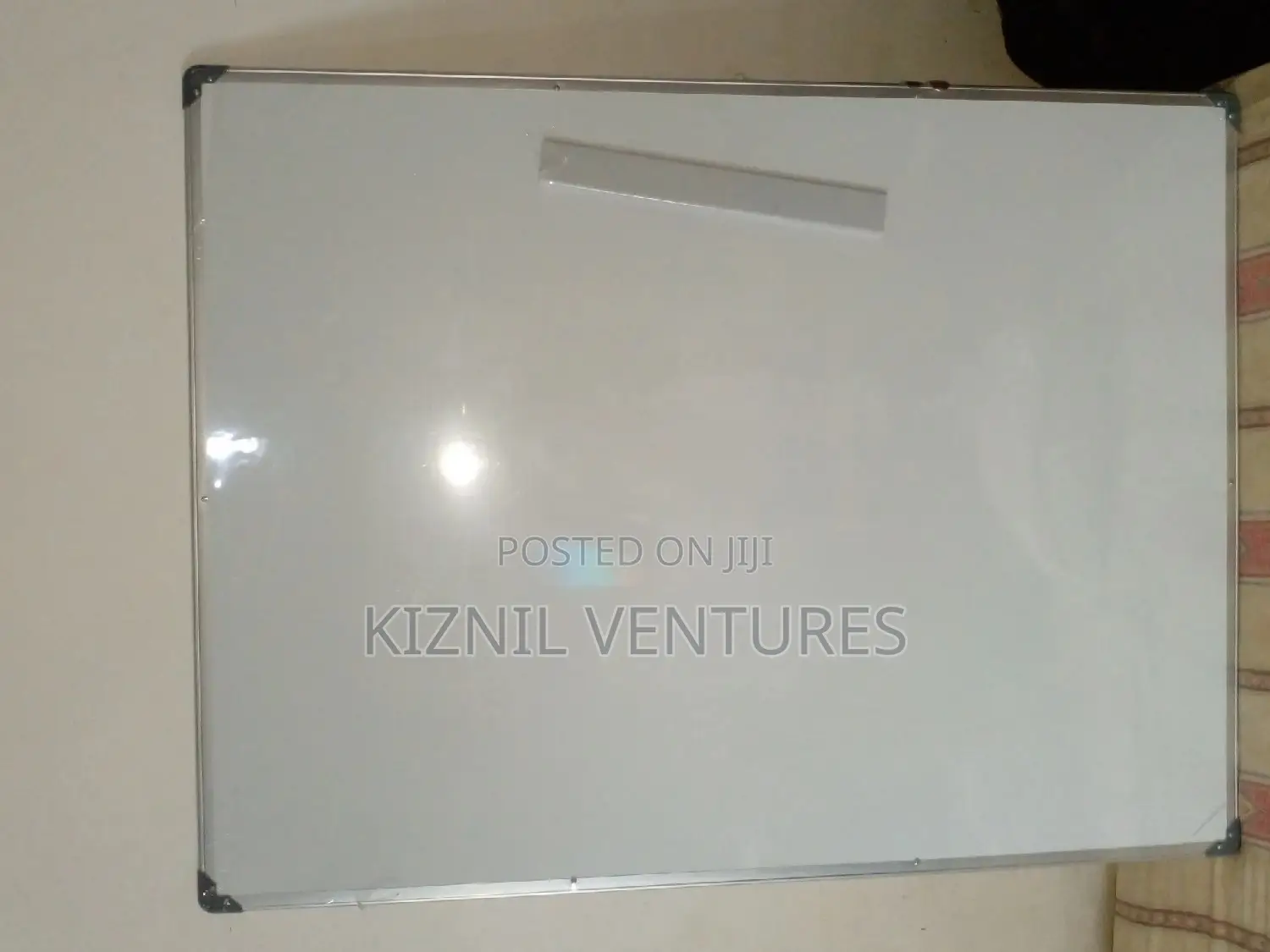 White Magnetic Board 3ft × 6ft + Free Magnetic Duster. 1face