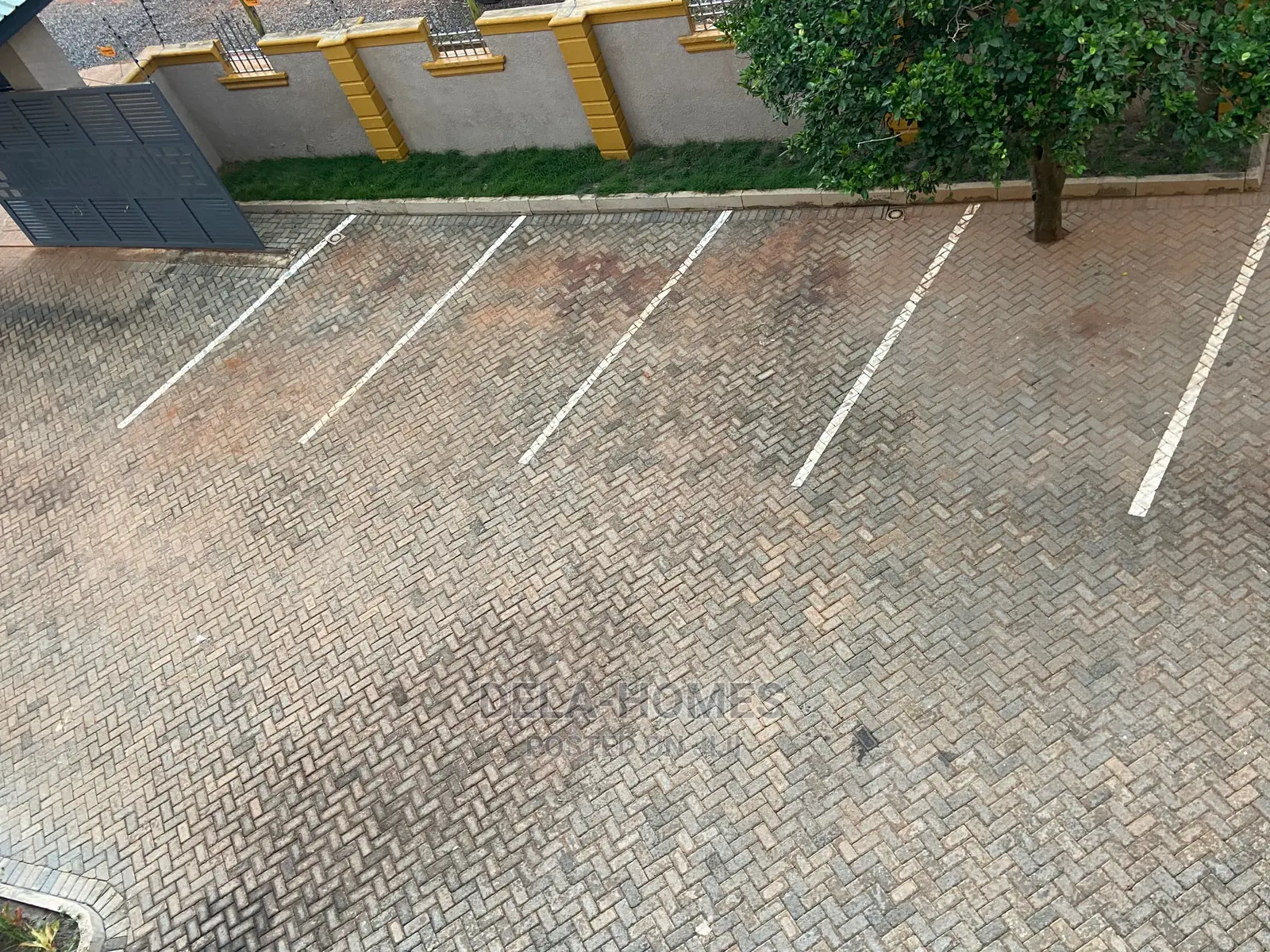 Two Bedroom Apartment for Rent at Adenta Housing Down.
