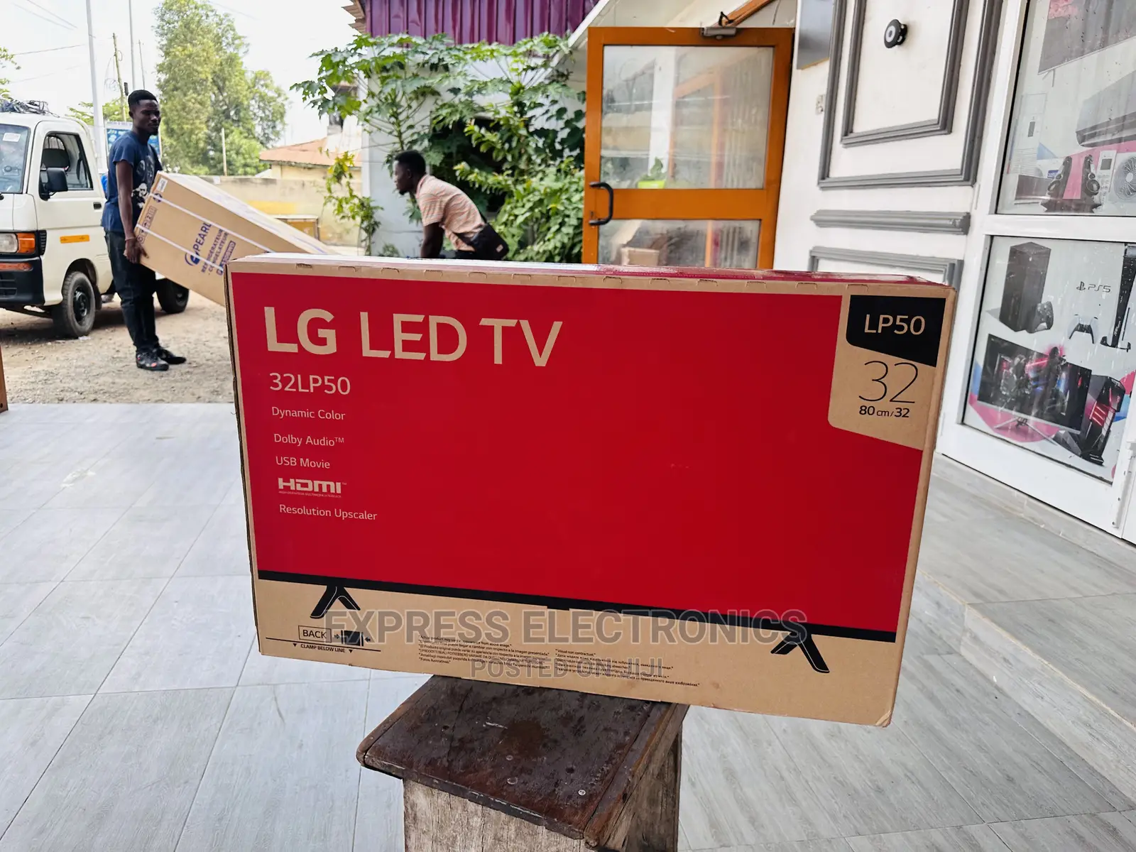 Affordable Price FHD Satellite LG Lp550 32” Digital