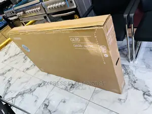 Adorable New Samsung Uhd Smart 55”Q60b