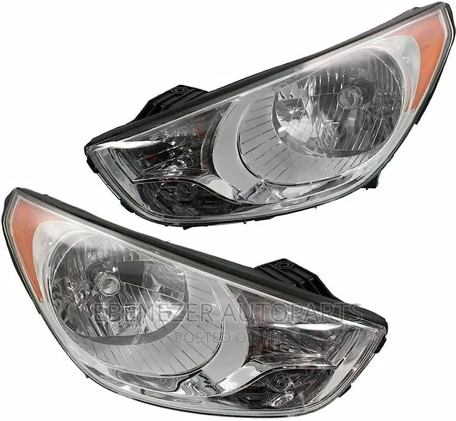 Hyundai Tucson 2012 (IX35) Headlights