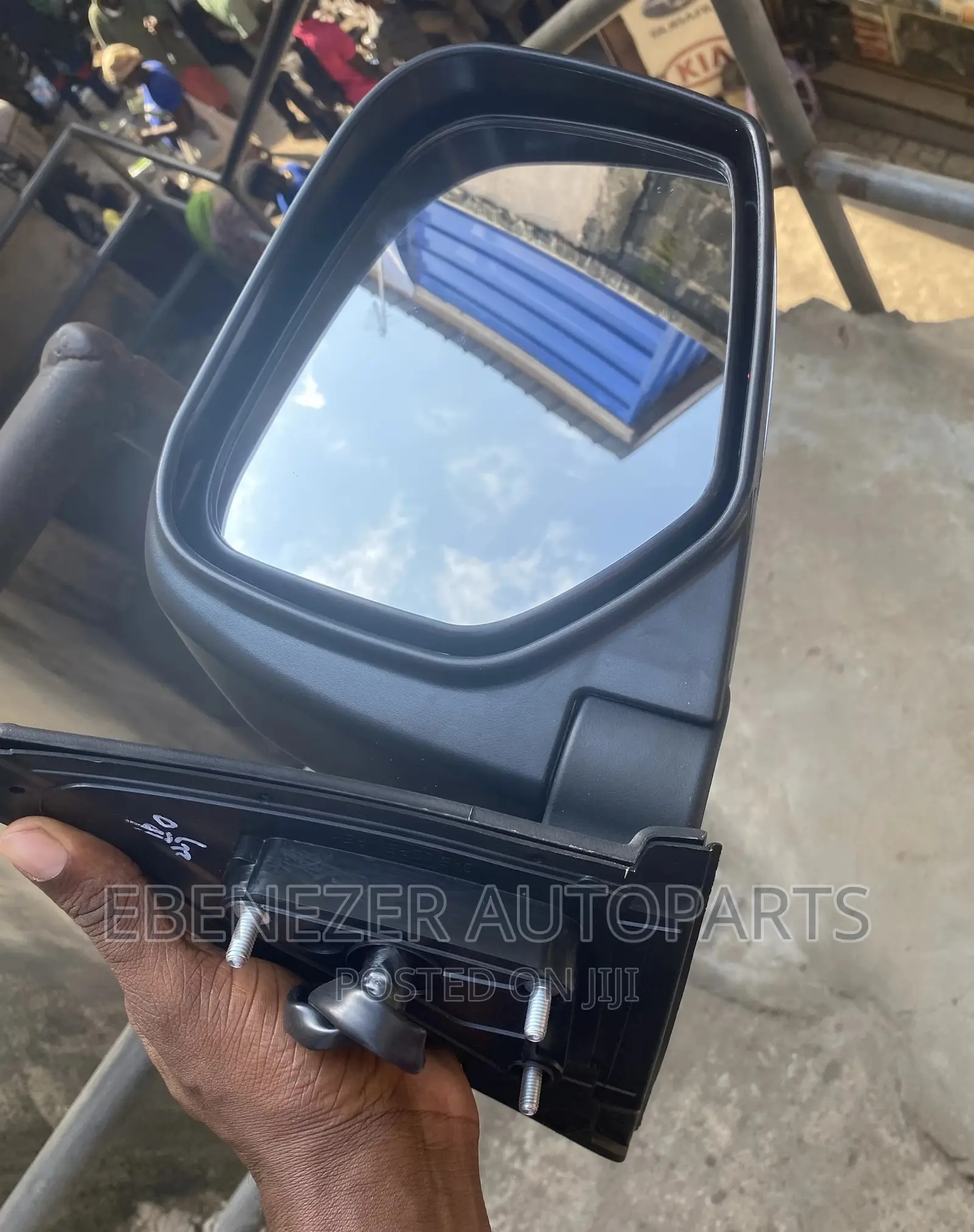Mitsubishi L200 Vodafone Side Mirror