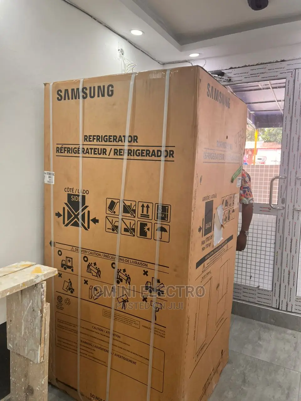 Brand New Samsung Side by Side Refrigerator With Smart S