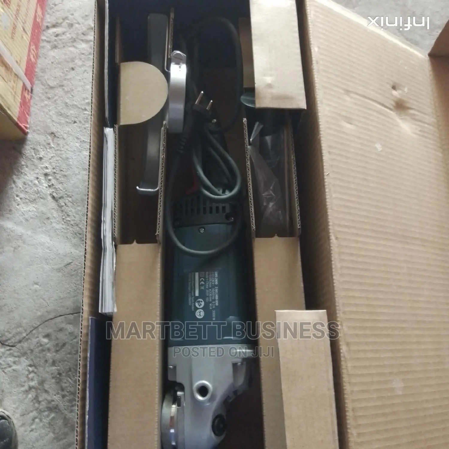 9" Bosch Grinding Machine