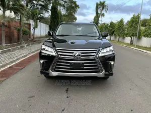 Lexus LX 570 AWD 2018 Black